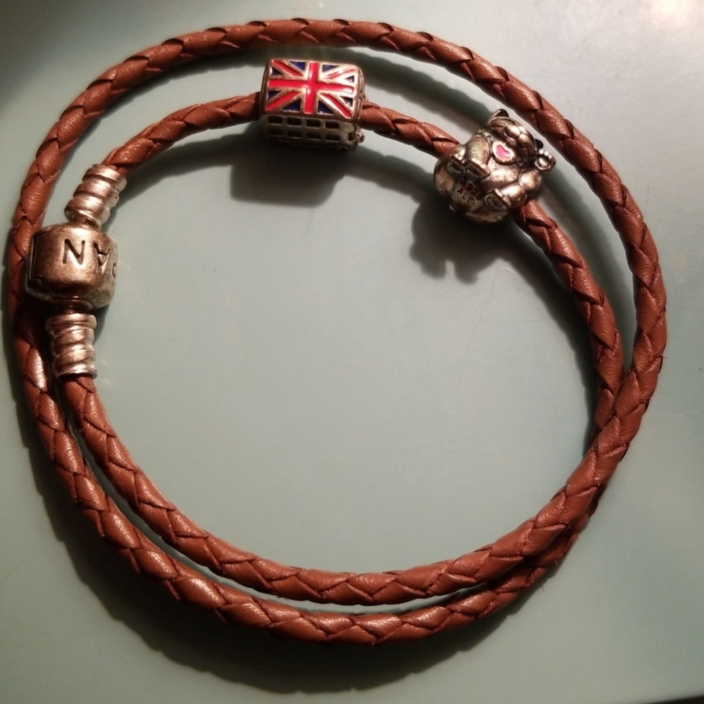 Leather braided Pandora bracelet with 2 charms
